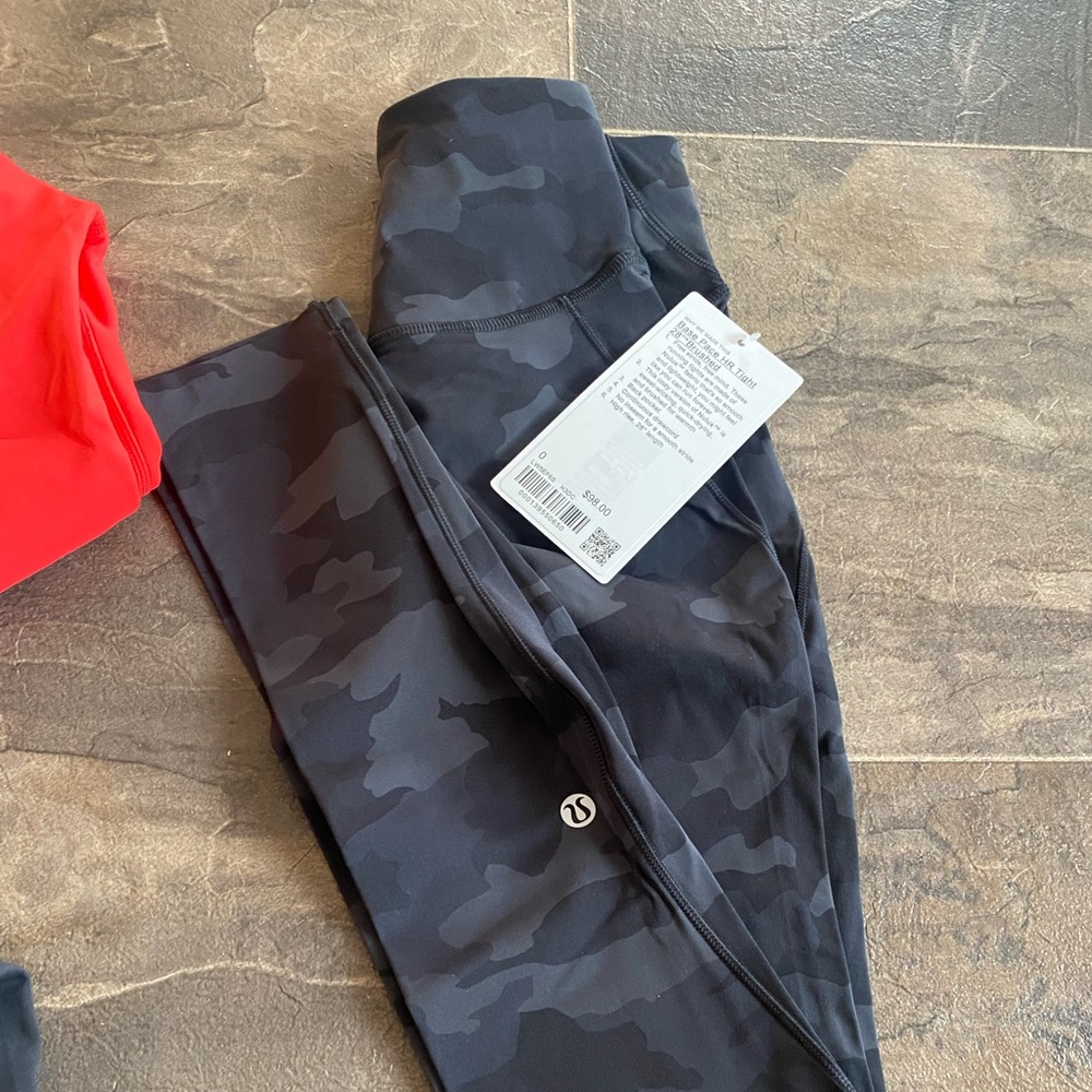 Lululemon size 0 (price includes all 3) - Picture 6 of 10